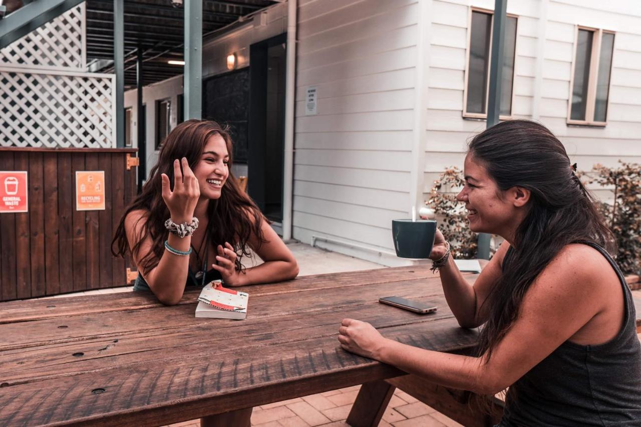 Budds In Surfers Backpackers Gold Coast Ngoại thất bức ảnh